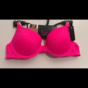 No Boundaries Size 32B Lace Push Up Bra